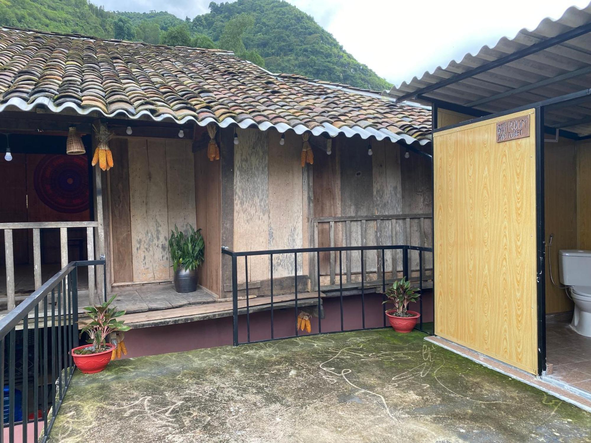 Du Gia Yen * Lang Cac